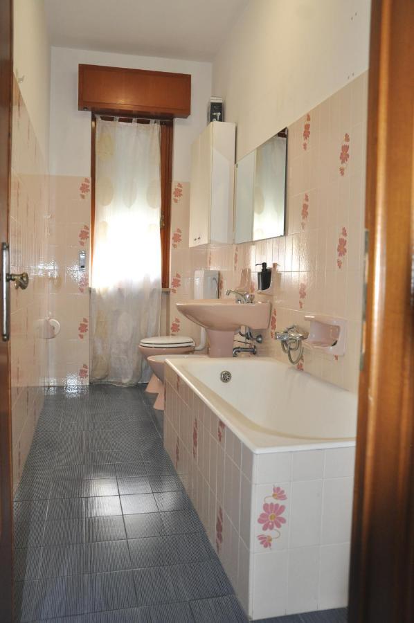 Viale Repubblica 329 1 Apartment Pietra Ligure Exterior photo